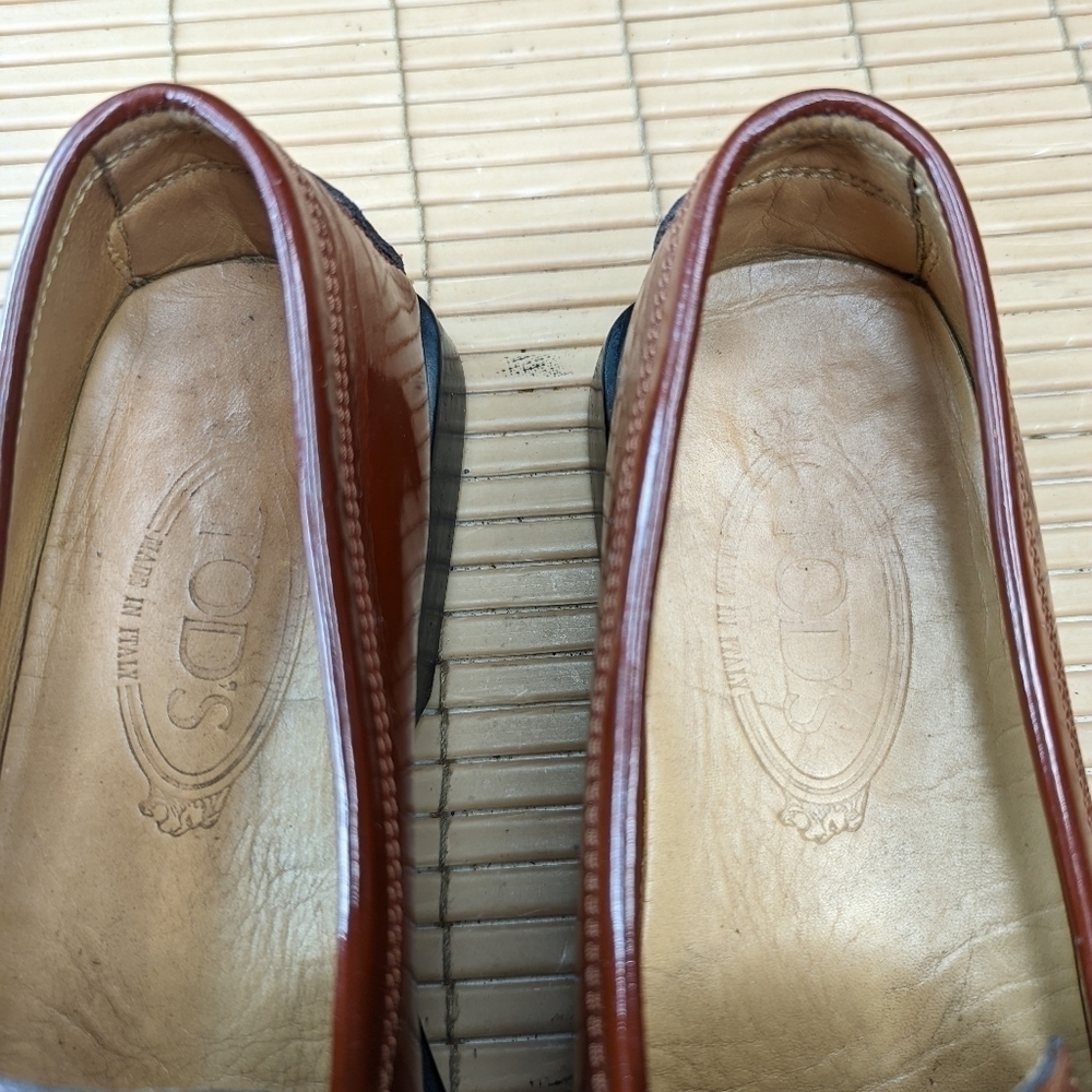 Tod's Women's Gommino Red patent leather Loafers US 8 Driving Moccasin Shoes - Picture 10 of 11